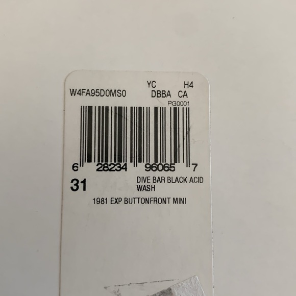 Guess Denim Black Acid Wash Skirt - Picture 3 of 3